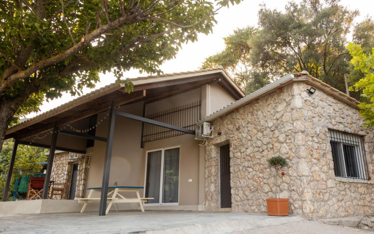 Marcon Stone House Nikiana Villa Bagian luar foto