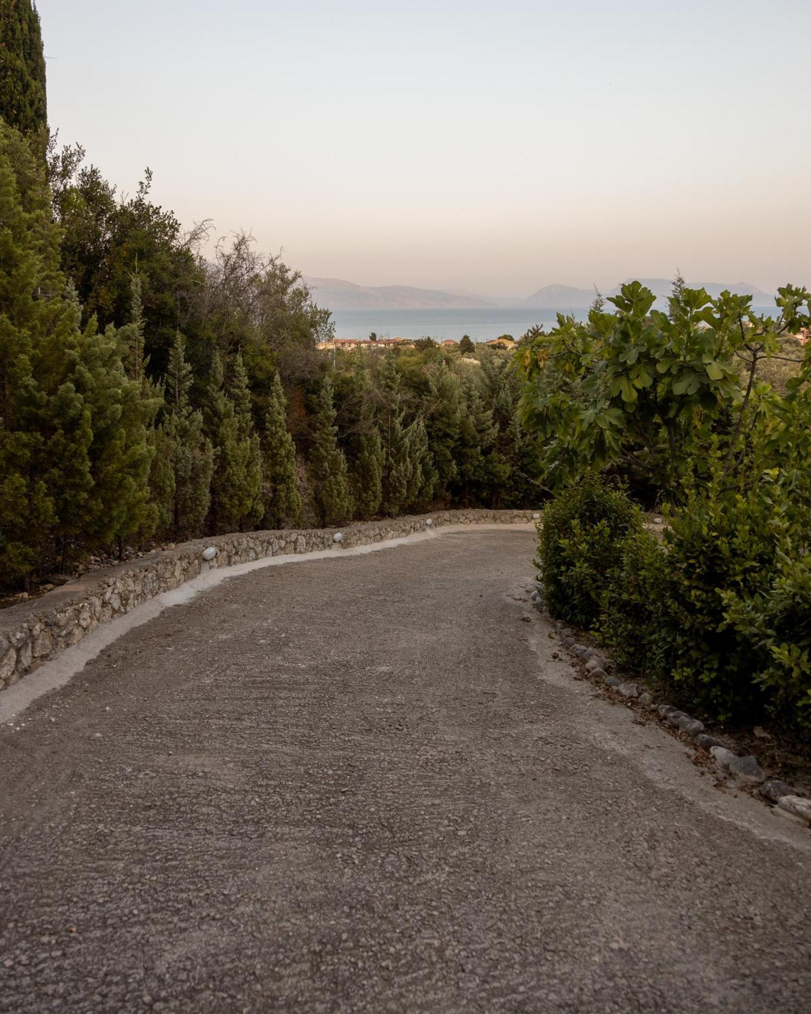 Marcon Stone House Nikiana Villa Bagian luar foto